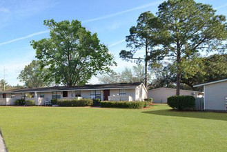 Stonewood Apartments in Jacksonville, FL - Building Photo - Building Photo