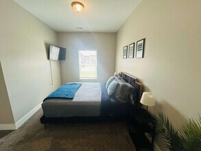 3939 Pinot Dr in Wyoming, MI - Foto de edificio - Building Photo