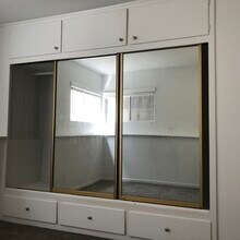 324 Rosecrans Ave in Manhattan Beach, CA - Foto de edificio - Building Photo