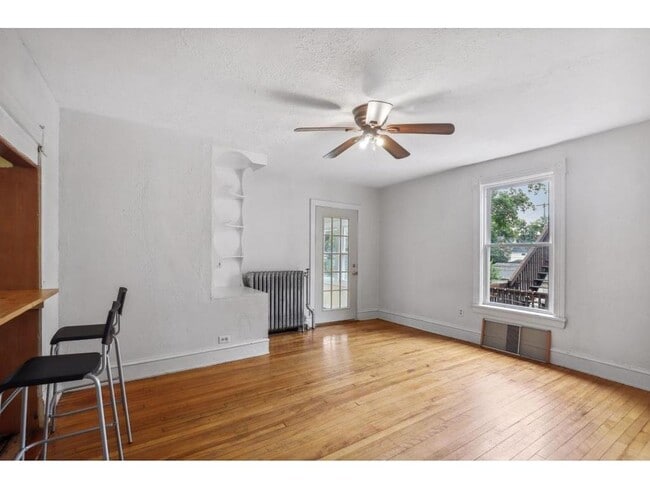 2515 Lyndale Ave S in Minneapolis, MN - Building Photo - Building Photo