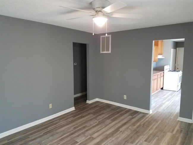 1118 Austin Dr in Urbana, IL - Building Photo - Building Photo