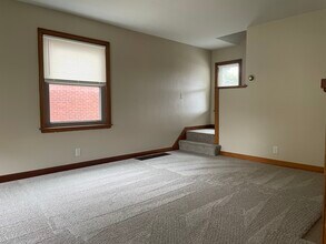989 Sunset Blvd in Mansfield, OH - Building Photo - Building Photo