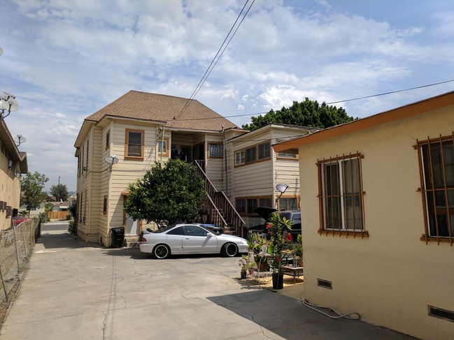 2108 Vallejo St in Los Angeles, CA - Building Photo - Building Photo