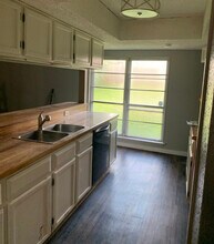 7935 Misty Forest in San Antonio, TX - Building Photo - Building Photo