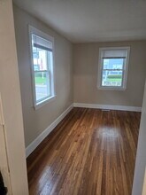 160 Belmont St, Unit 1 in Brockton, MA - Building Photo - Building Photo