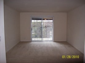 5000 Hillsboro Pike, Unit B6