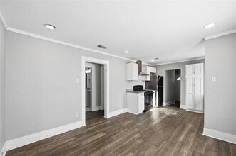 2224 Poplar St in Dallas, TX - Building Photo - Building Photo