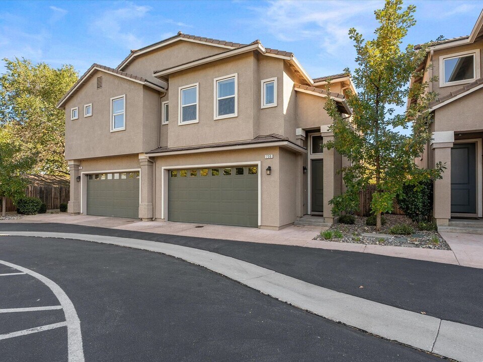 730 Sarcinella Ct in Reno, NV - Foto de edificio