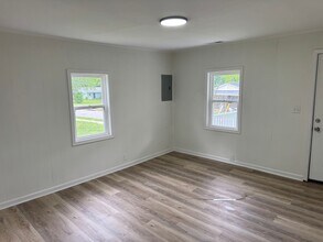 530 E Tinsley St in Griffin, GA - Building Photo - Building Photo