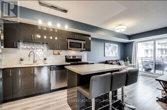 1-801 De Boers Dr in Toronto, ON - Building Photo - Building Photo