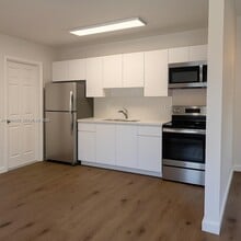 3021 NW 17th St in Fort Lauderdale, FL - Building Photo - Building Photo