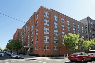 Summit Ridge Apartments