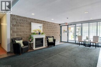 175 Hunter St E in Hamilton, ON - Building Photo - Building Photo