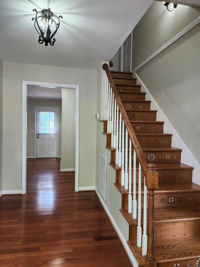 6828 Hampton Wood Cir in Hixson, TN - Building Photo - Building Photo