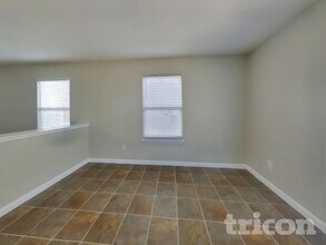 10914 Tipton Oaks Dr in Richmond, TX - Foto de edificio - Building Photo