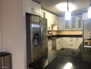 8370 Greensboro Dr in McLean, VA - Building Photo - Building Photo