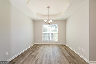 5567 Katherine Village Dr in Ellenwood, GA - Building Photo - Building Photo
