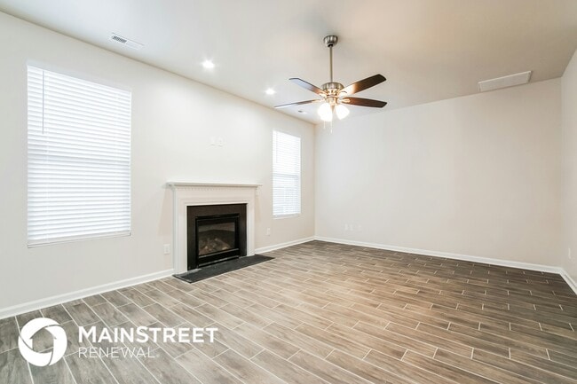 1445 Lombar St, Unit 1427 in Raleigh, NC - Building Photo - Building Photo