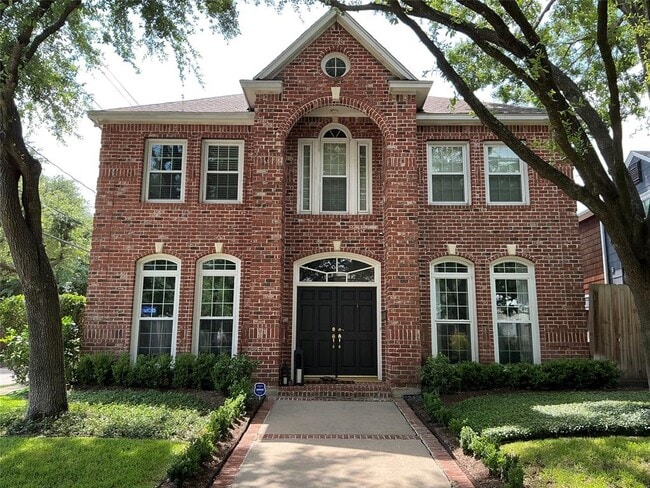 property at 5820 Charlotte St