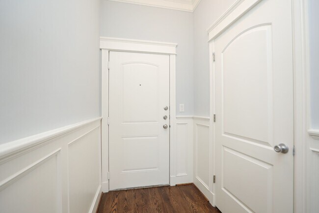 property at 2802 Morrison St