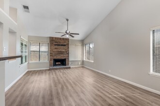 821 Meadowdale Rd in Arlington, TX - Building Photo - Building Photo