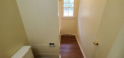 1812 Muncey Ln in Greensboro, NC - Building Photo - Building Photo