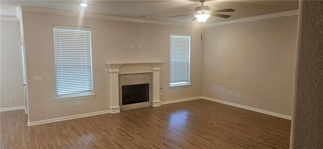 302 Emerald Woods in Farmington, AR - Building Photo - Building Photo
