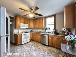 3532 N Elston Ave, Unit A00C in Chicago, IL - Building Photo - Building Photo