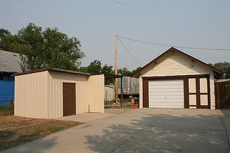 300 E 5th St in Gordon, NE - Foto de edificio - Building Photo