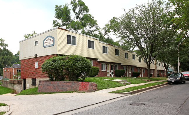 Rosalind Townhomes in Baltimore, MD - Foto de edificio - Building Photo