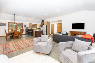 6 Kubish Rd in Litchfield, CT - Building Photo - Building Photo