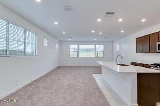 1168 E Sabino Dr in Chandler, AZ - Building Photo - Building Photo