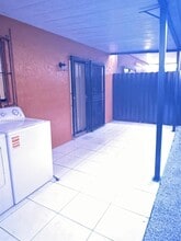 2314 W 62nd St in Hialeah, FL - Building Photo - Building Photo