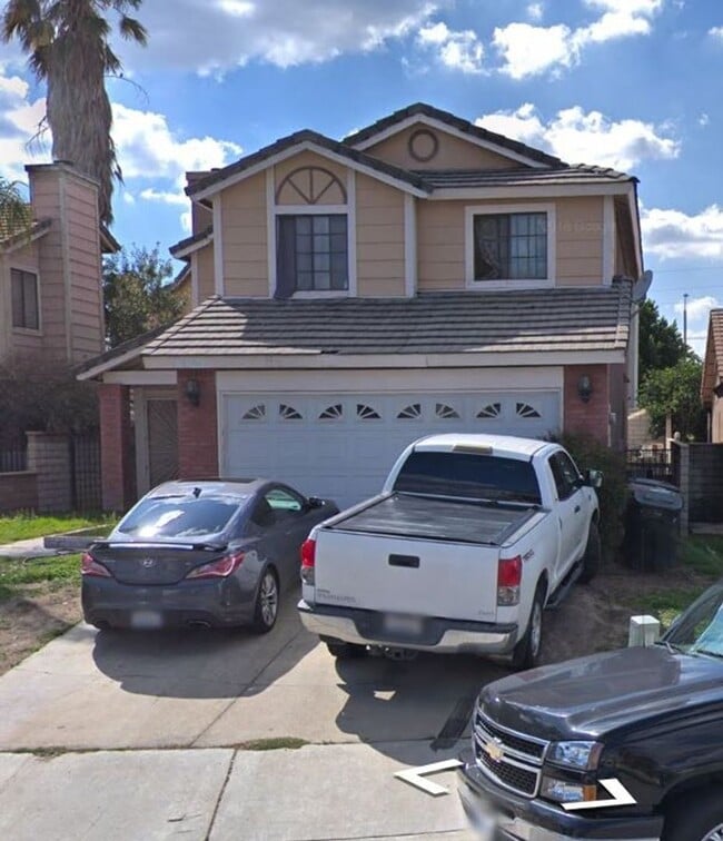 1349 N Hurricane Ave