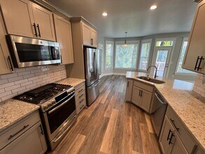 941 Dalke Ridge Ct NW in Salem, OR - Building Photo - Building Photo