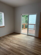 727 NE Dallas St in Camas, WA - Building Photo - Building Photo