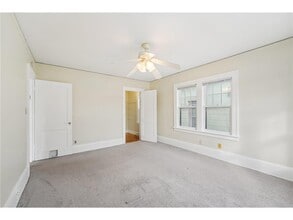 661 Surrey Ave E in St. Paul, MN - Building Photo - Building Photo