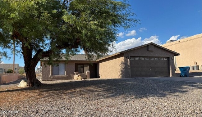 property at 3633 Desert Garden Dr