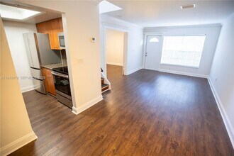 3171 Virginia St in Miami, FL - Building Photo - Building Photo