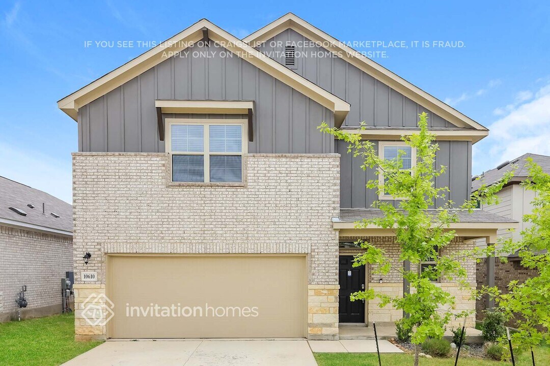 10610 Briceway Ace in San Antonio, TX - Building Photo