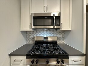 535 W Aldine Ave in Chicago, IL - Building Photo - Building Photo