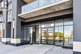 1401 O'Connor Dr in Toronto, ON - Building Photo - Building Photo