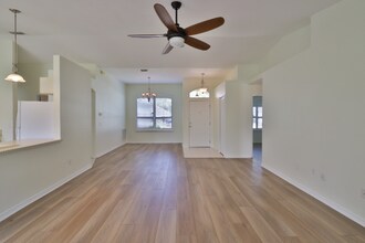 1640 Armin Ct in Port Orange, FL - Foto de edificio - Building Photo