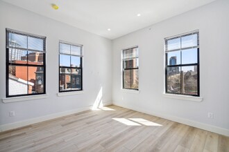 3439 Lancaster Ave, Unit 14 in Philadelphia, PA - Building Photo - Building Photo