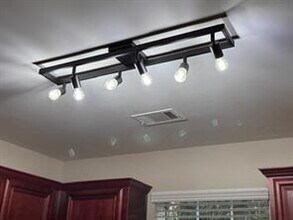 326 Hidden Creek Ln in Canton, GA - Building Photo - Building Photo