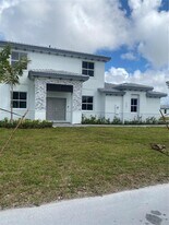 27441 SW 160th Ave in Homestead, FL - Building Photo