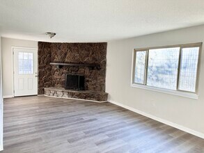 2840 Belden St in Sacramento, CA - Building Photo - Building Photo