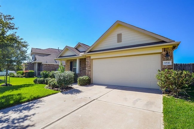 6842 Lantern Hill Ln in Richmond, TX - Building Photo - Building Photo