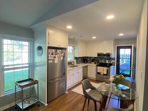 109 Bonnell Ct in Cary, NC - Foto de edificio - Building Photo