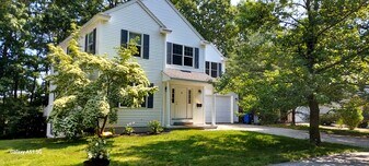 36 Yale St in Portland, ME - Building Photo